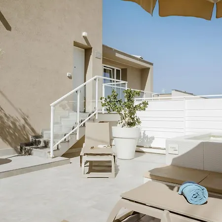 Hotiday Collection -