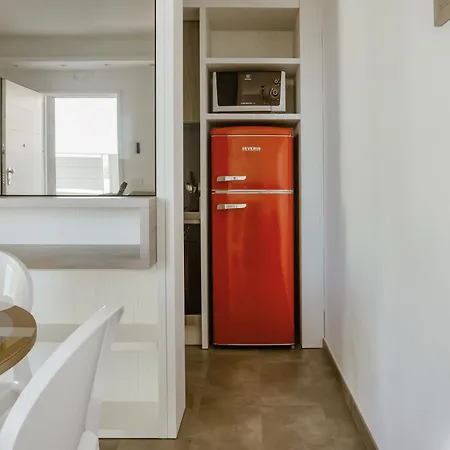 Aparthotel Hotiday Collection - *